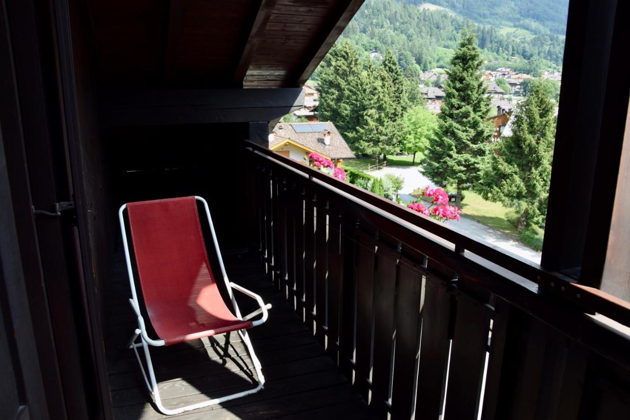 Hotel Ferrari Pinzolo Ngoại thất bức ảnh