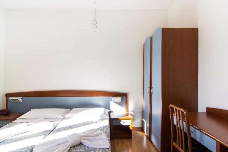 Hotel Ferrari Pinzolo Ngoại thất bức ảnh