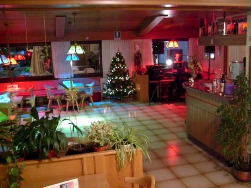 Hotel Ferrari Pinzolo Ngoại thất bức ảnh